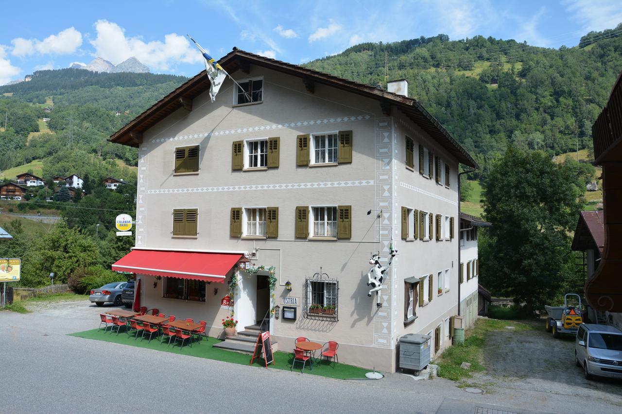 Bed and Breakfast Ustria Crusch Alva à Tavanasa Extérieur photo